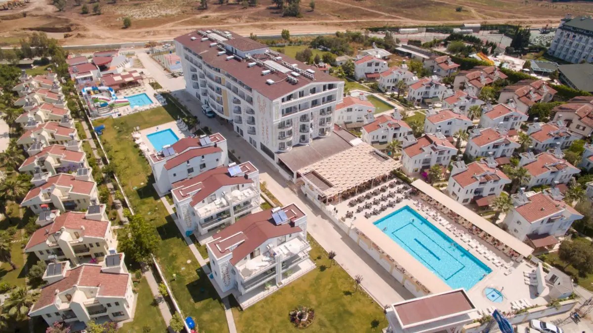 MAYA WORLD PARK (EX. IQ BELEK)