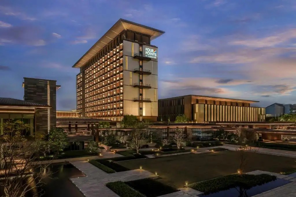 FOUR POINTS BY SHERATON GUANGZHOU BAIYUN