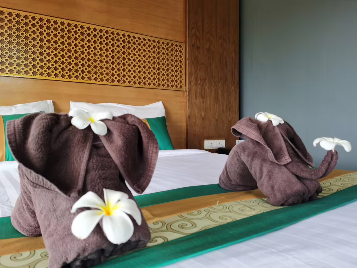 PHI PHI LONG BEACH RESORT & VILLA