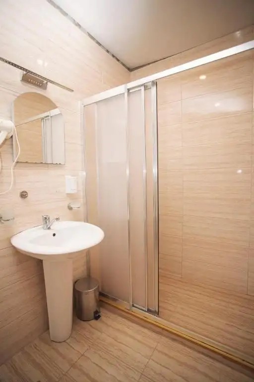 IRISE HOTEL KOBULETI
