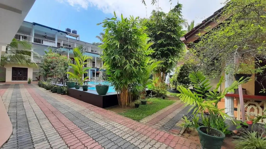 THE LODGE UNAWATUNA