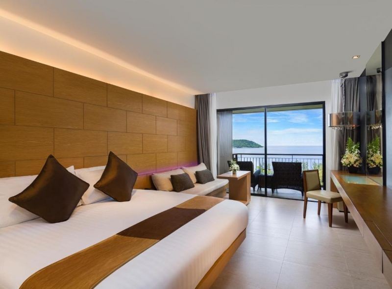 deluxe sea view