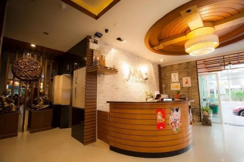 PIPIKUKU HOTEL & RESTAURANT