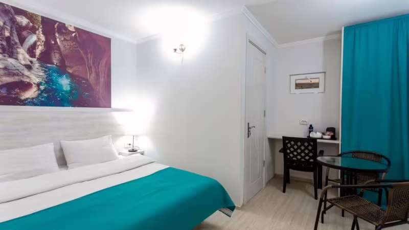 TATO HOTEL