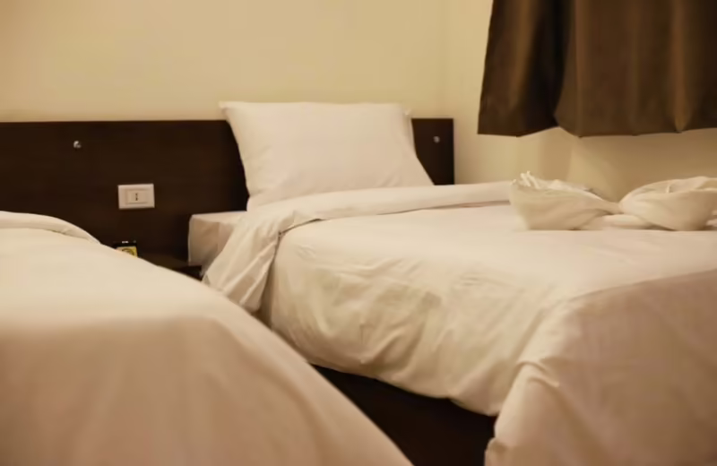 MIRAMAR DOWNTOWN HOTEL