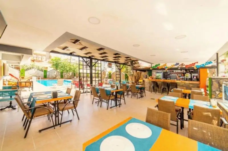 ICARIA APART HOTEL (EX. KLEOPATRA CORAL APART)