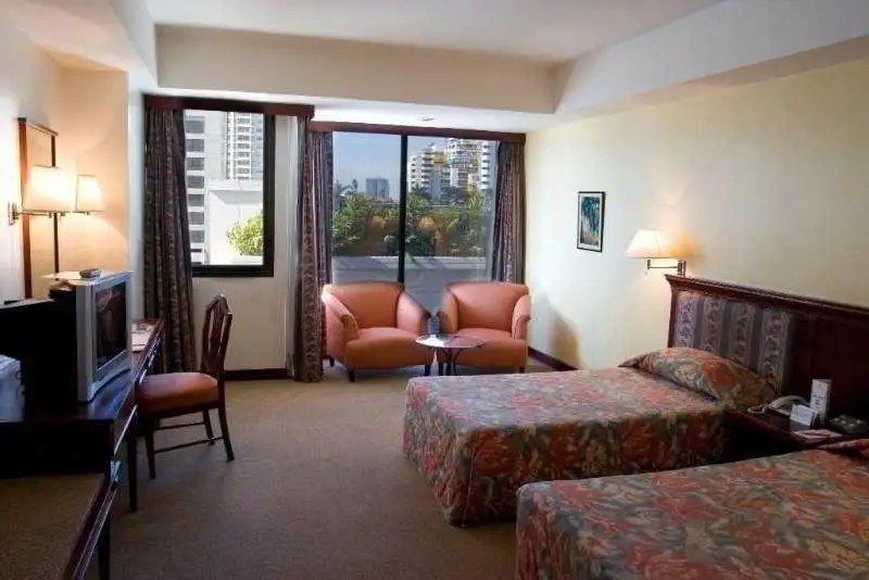 TAIPAN HOTEL