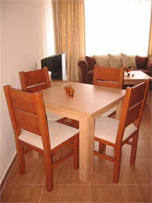 PANORAMA DREAMS APART