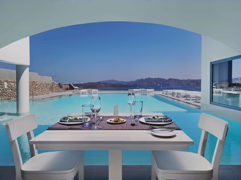 ACROTERRA ROSA LUXURY SUITES