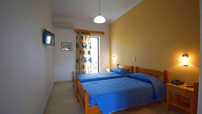 OMIRIKON HOTEL & APARTMENTS