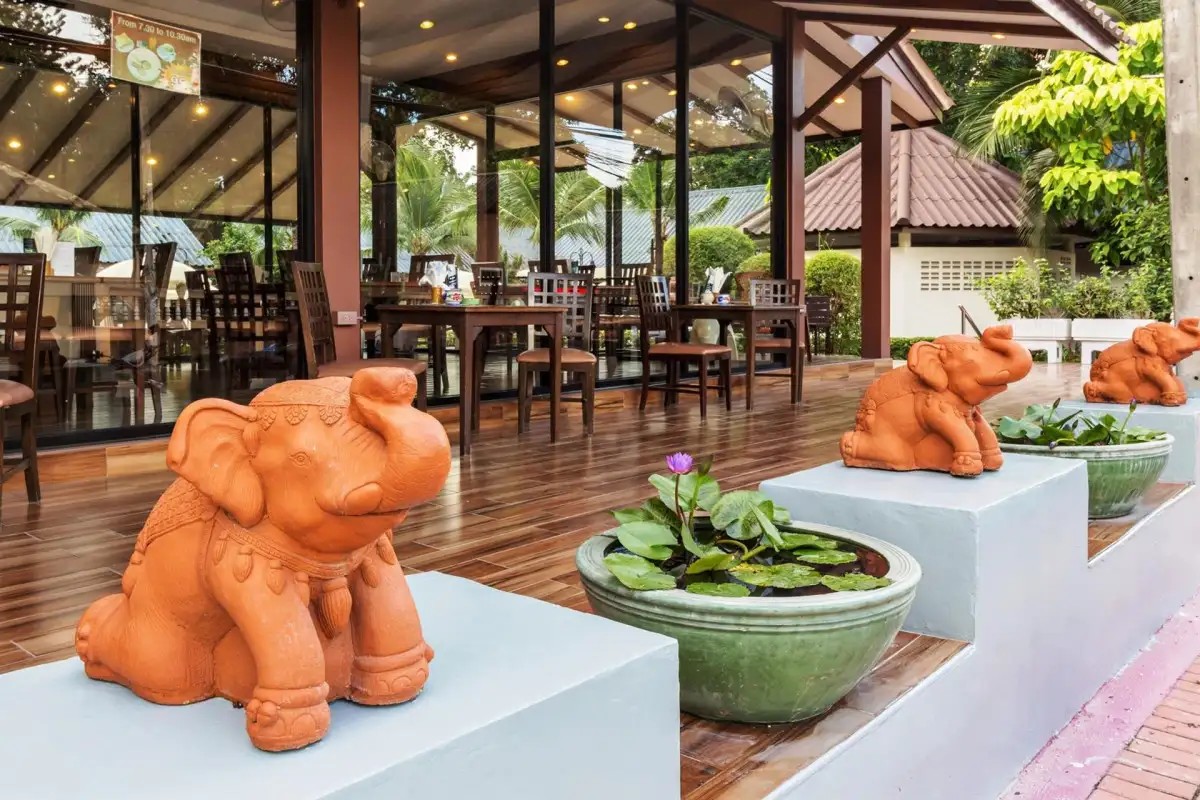 THE BEACH GARDEN RESORT