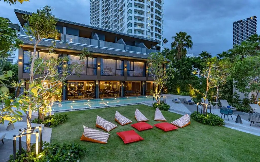 TEN SIX HUNDRED CHAO PHRAYA BANGKOK BY PREFERENCE