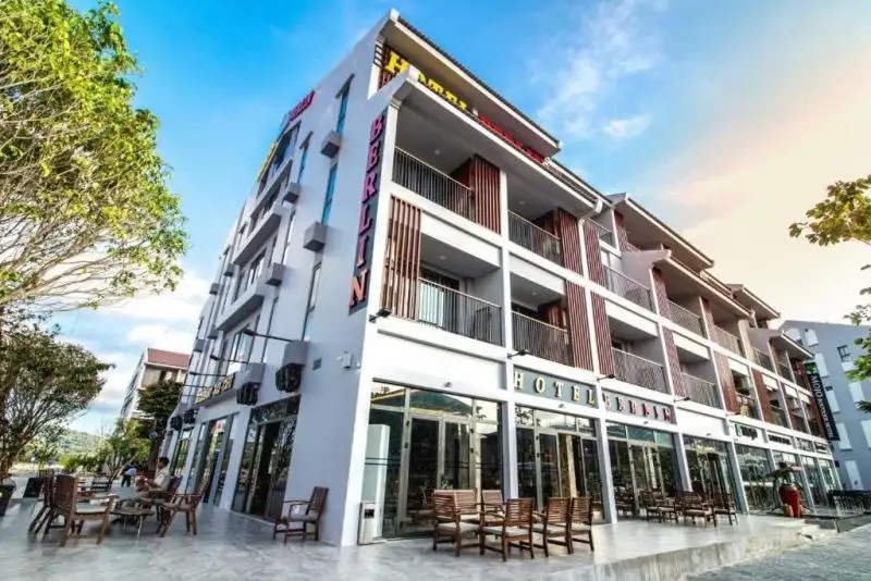 BERLIN HOTEL
