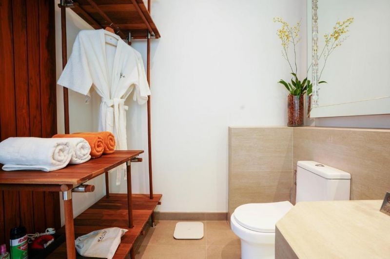 deluxe suite private pool