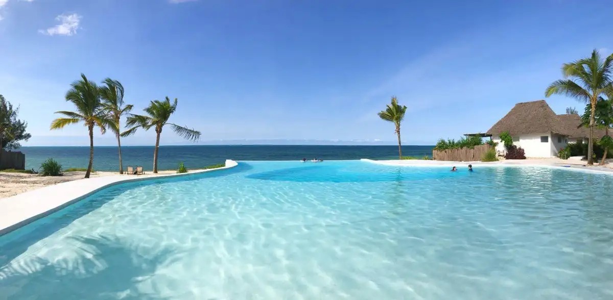 ZANBLUU BEACH HOTEL