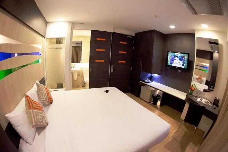 STUDIO SUKHUMVIT 11 HOTEL
