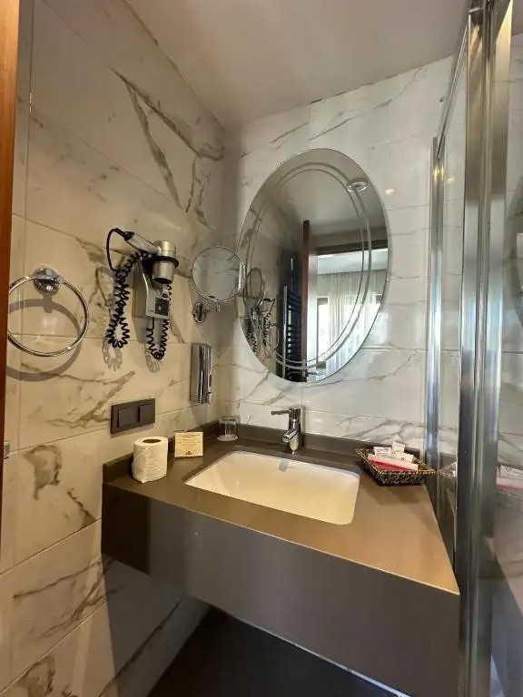 CIHANGIR HOTEL BOSPHORUS