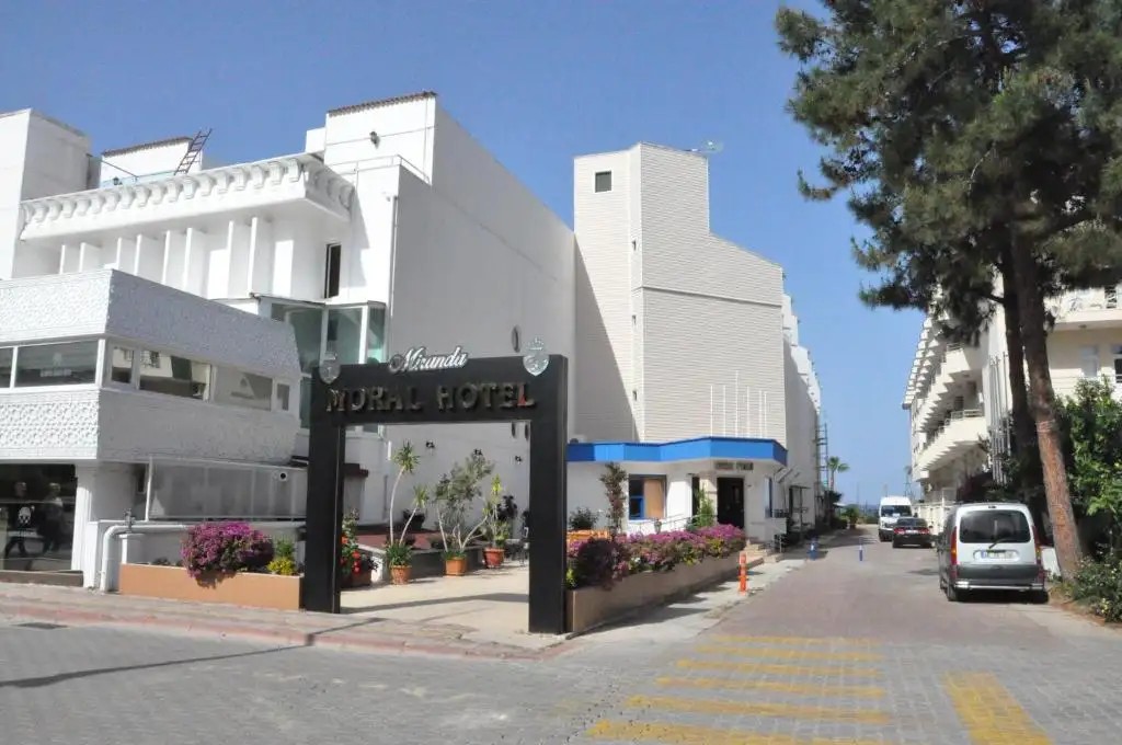 MIRANDA MORAL HOTEL (EX. VIKING MORAL BEACH)