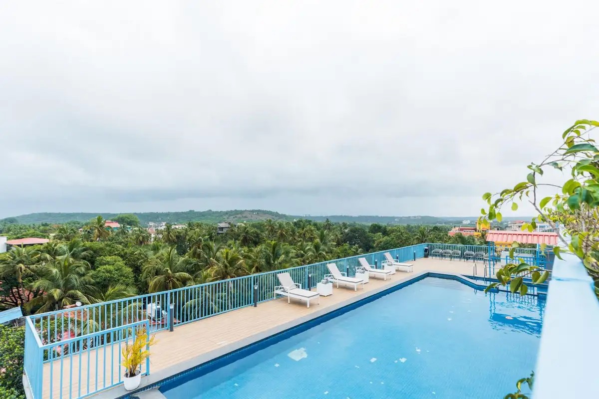 DE MANDARIN CANDOLIM