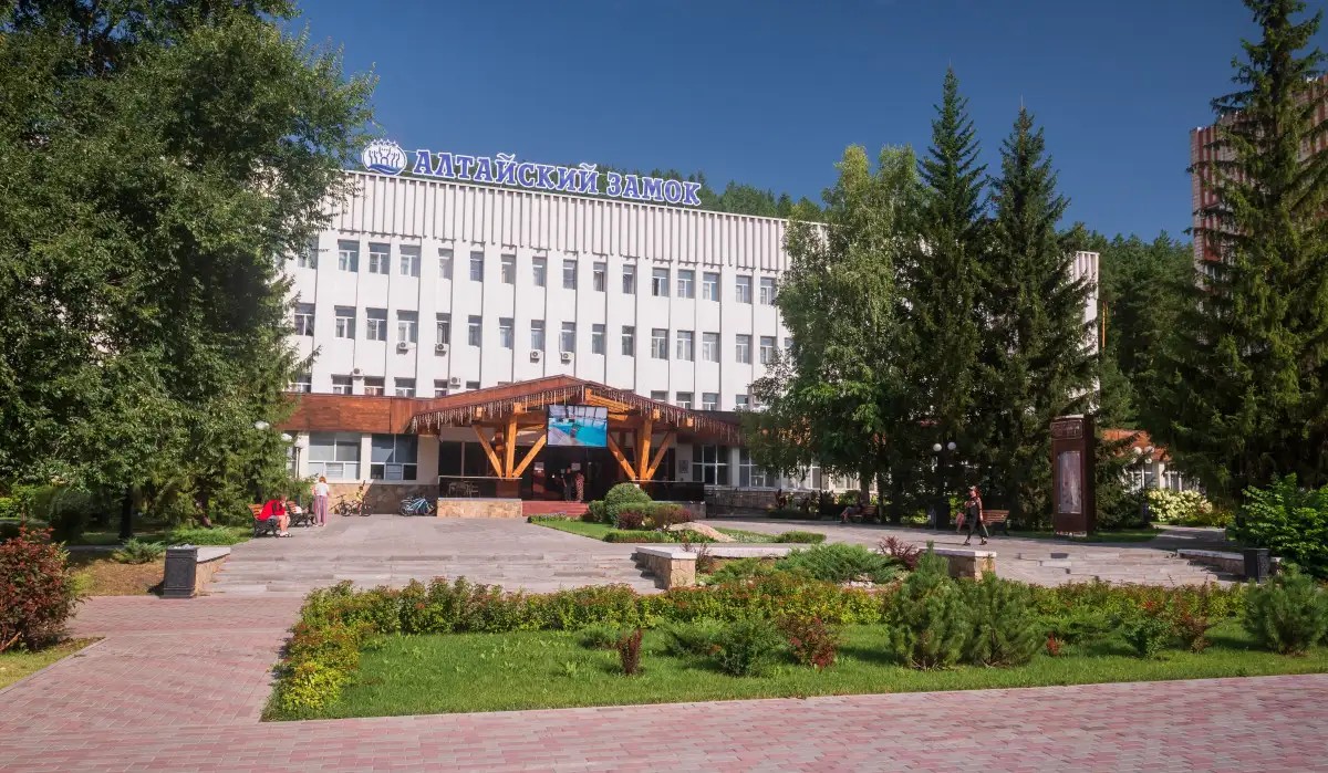 АЛТАЙСКИЙ ЗАМОК