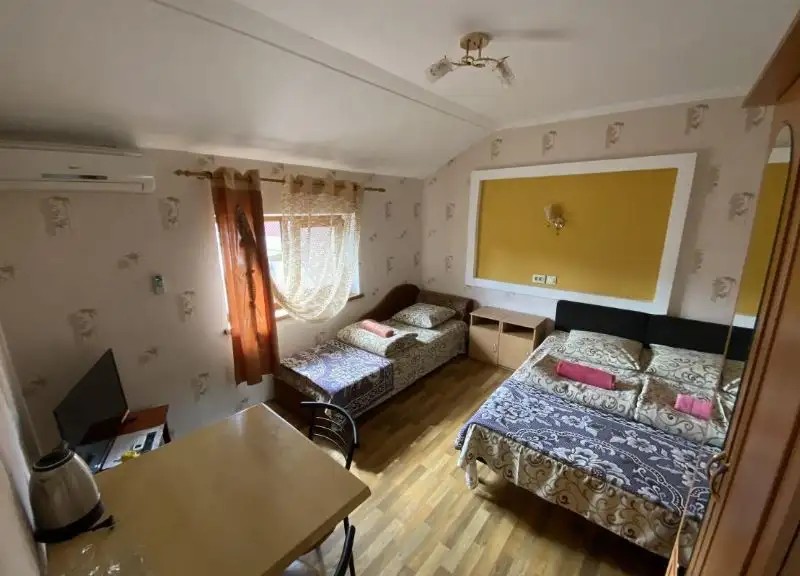ЮЛИЯ