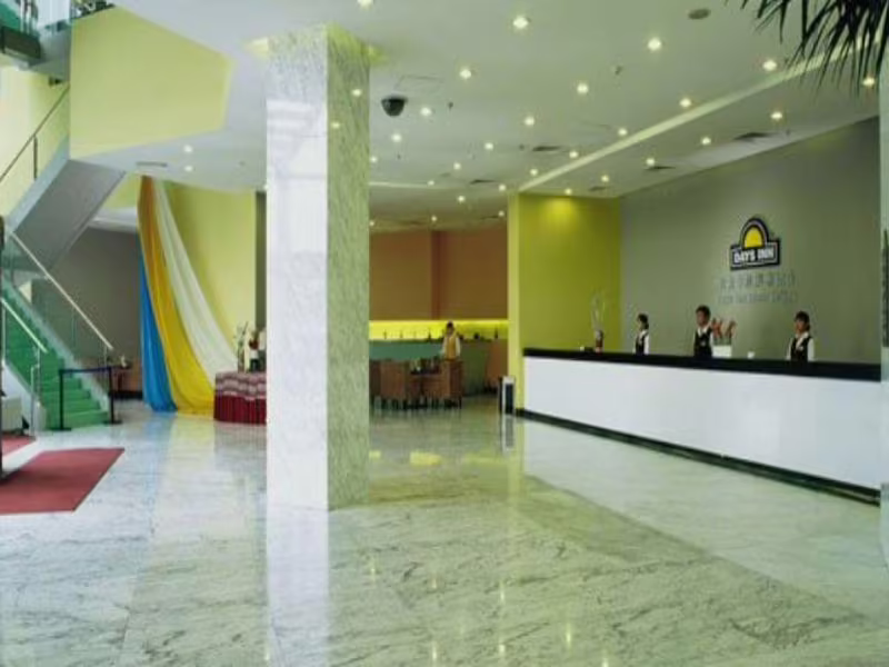 DAYS INN JOIEST BEIJING