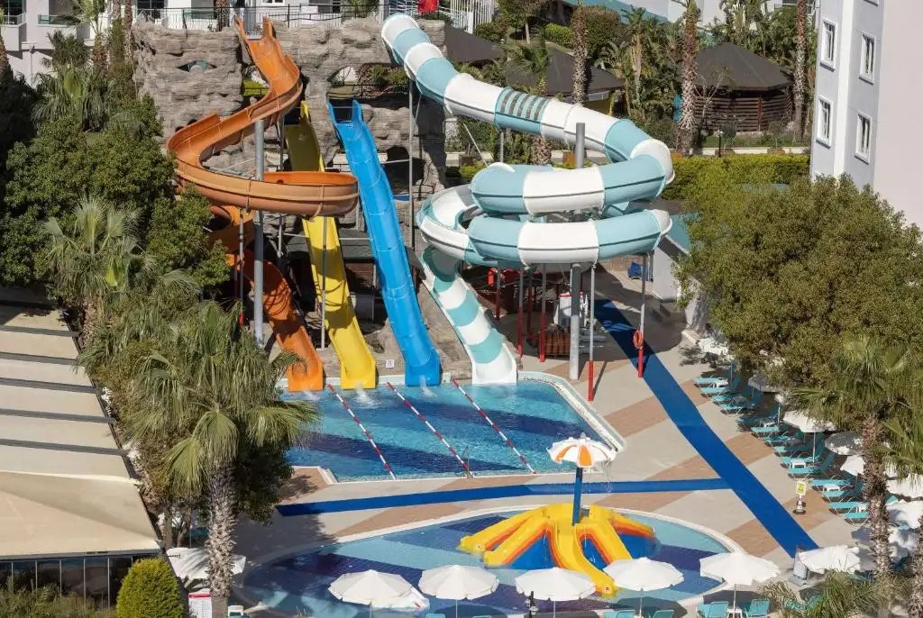 RAMADA RESORT BY WYNDHAM LARA