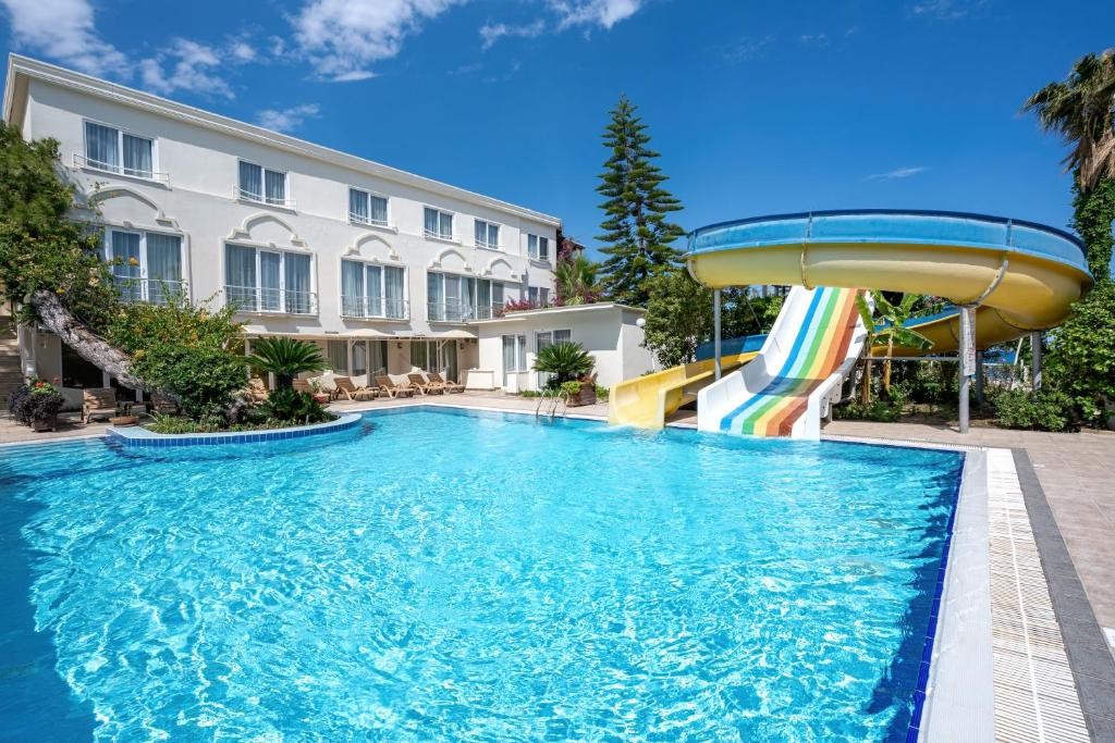 CLUB MARAKESH BEACH HOTEL