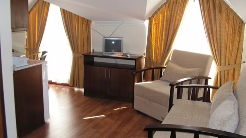 BABADAN HOTEL AND APARTMENTS