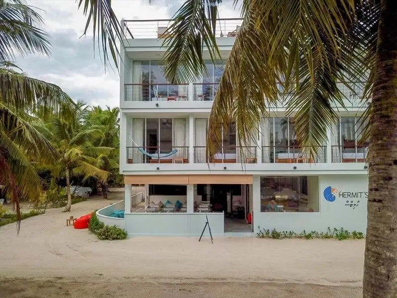 BLISS DHIGURAH GUEST HOUSE