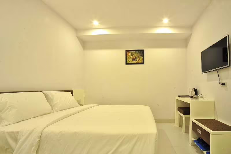 SOPHIA HOTEL