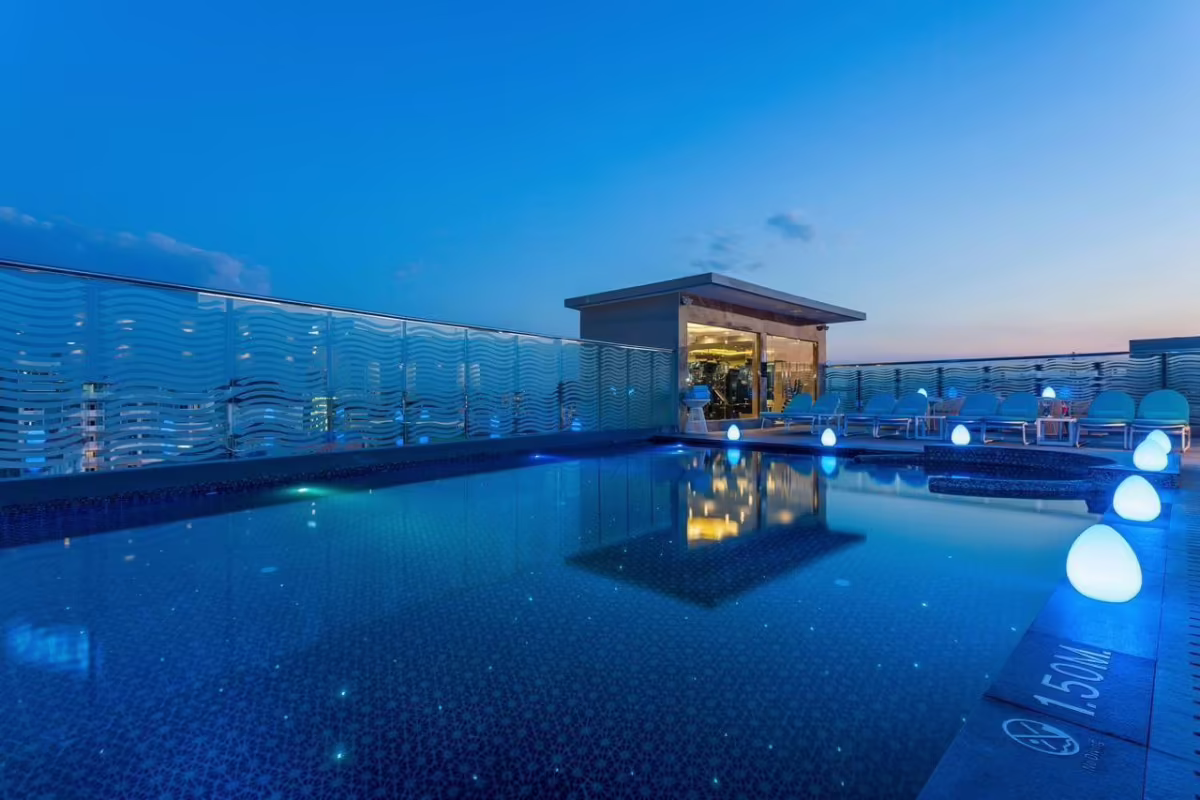 SHILAT AVENUE PATTAYA (EX. CENTARA LIFE AVENUE HOTEL)