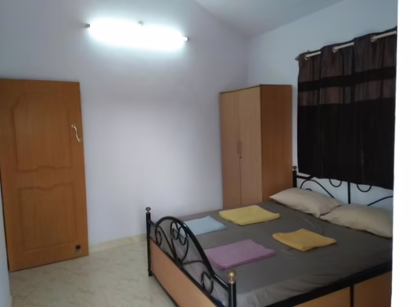 ELROY GUEST HOUSE