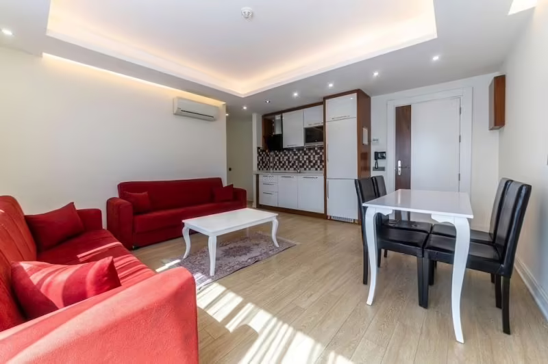 TEMA LARA APART