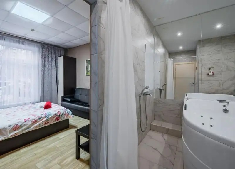 ROOM ROOM