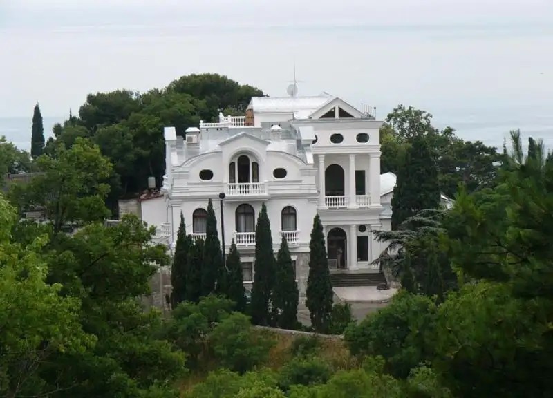 ВИЛЛА РЕНЕССАНС КОРЕИЗ