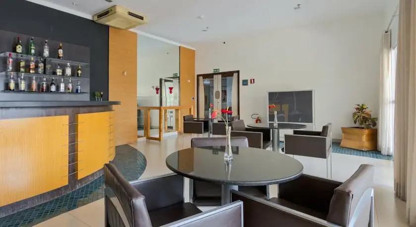 GOLDEN TULIP PANTANAL