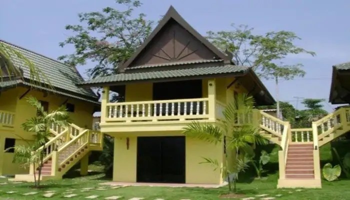 CHEZ CHARLY BUNGALOW