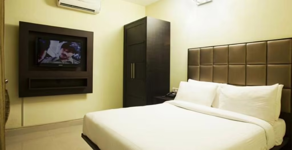 THE GOLDEN SUITES & SPA (EX. THE GOLDEN PALMS BEACH & SPA CALANGUTE)