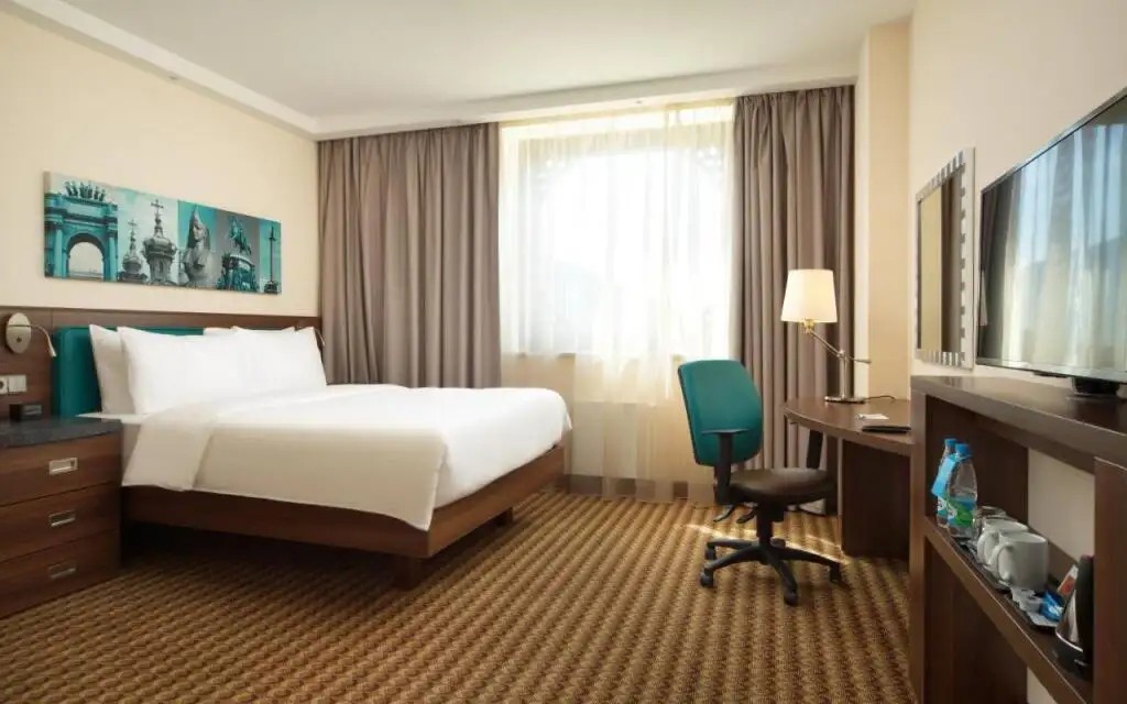 HAMPTON BY HILTON SAINT PETERSBURG EXPOFORUM