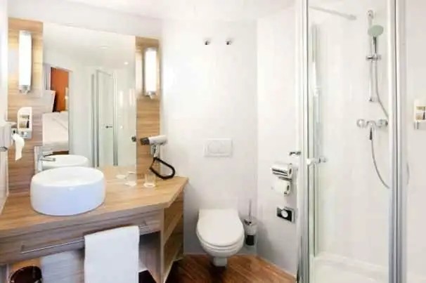 STAR INN SCHOENBRUNN