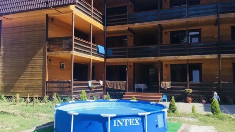 DUGLAS (ДУГЛАС)