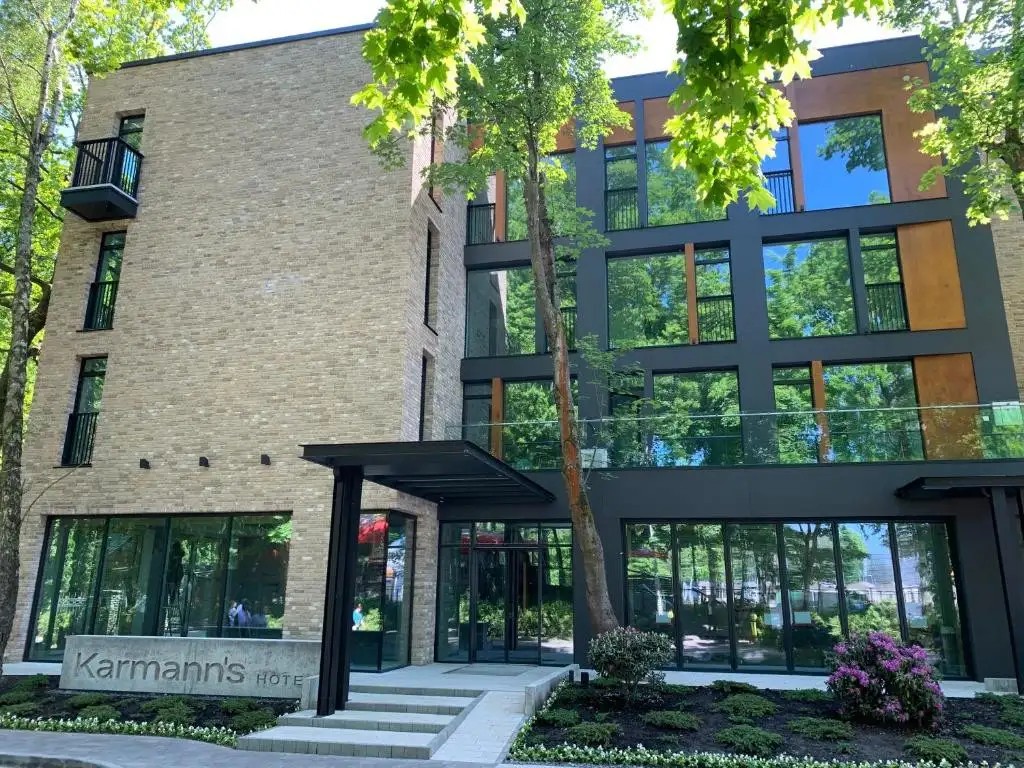 KARMANNS HOTEL - YANTAR HALL