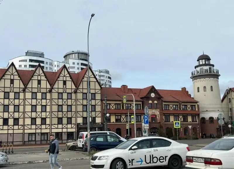 АПАРТАМЕНТЫ НА ГЕНЕРАЛА КАРБЫШЕВА 6