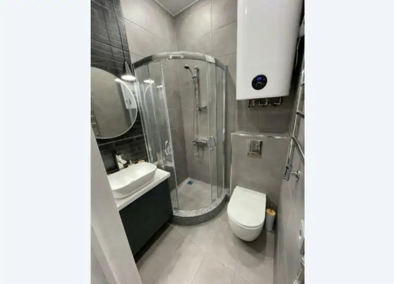 LEONT APARTHOTEL