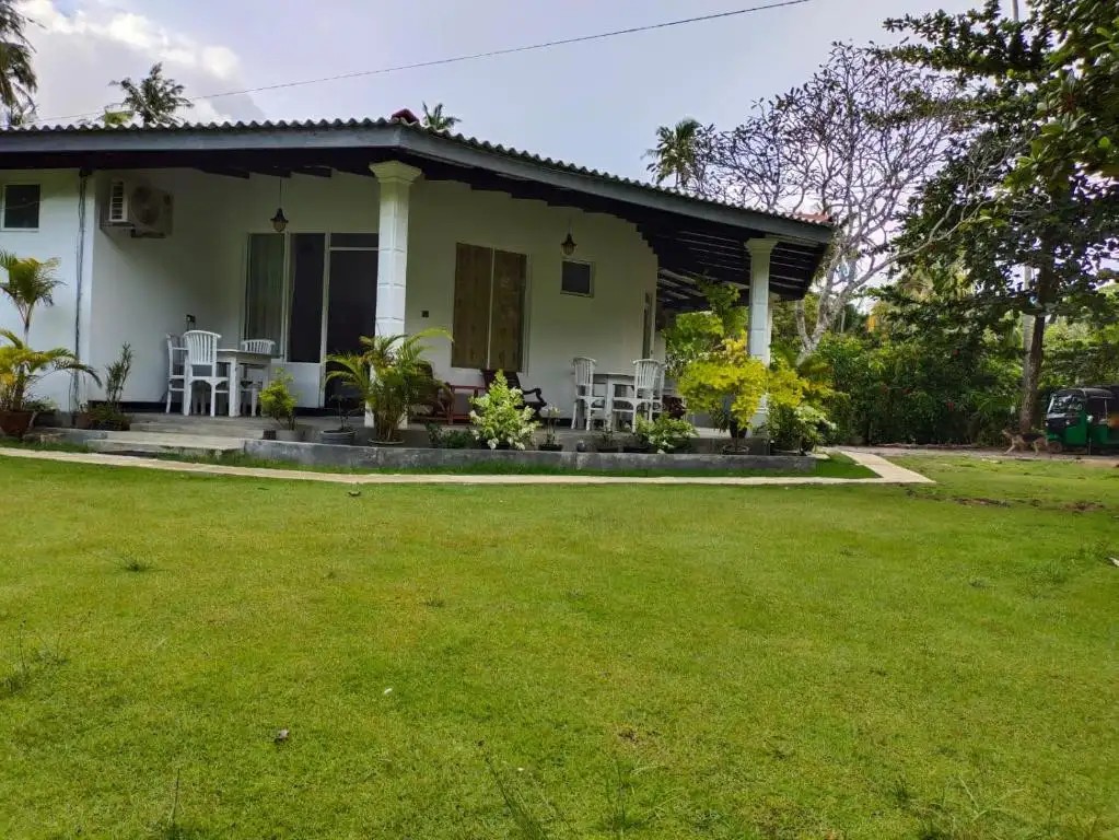 SECRET HILL RESORT GUEST HOUSE