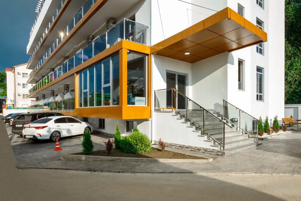 AMFORA RESORT & BEACH HOTEL (АМФОРА)