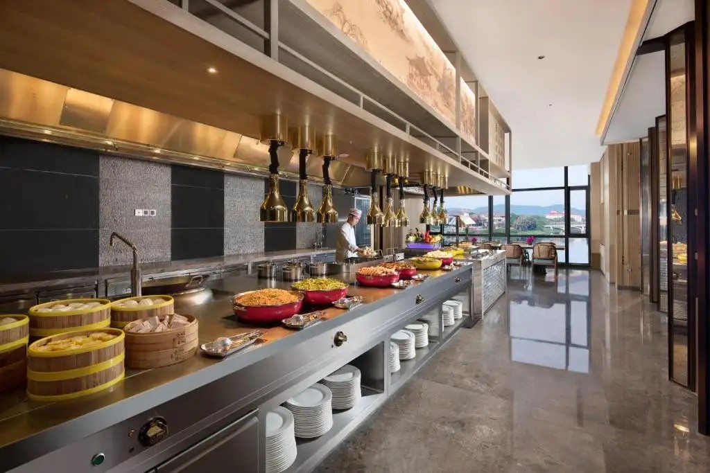 HOLIDAY INN & SUITES SANYA YALONG BAY