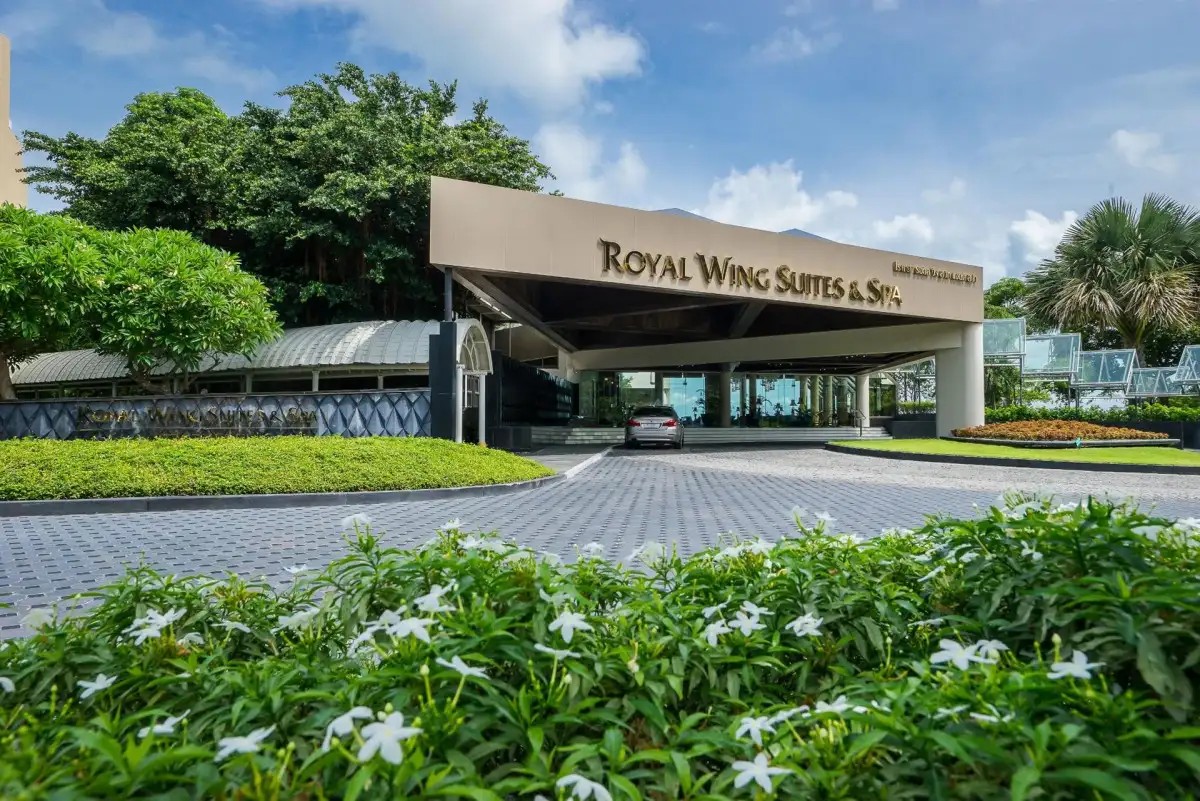 ROYAL WING SUITES & SPA (EX. ROYAL CLIFF WING SUITES & SPA)