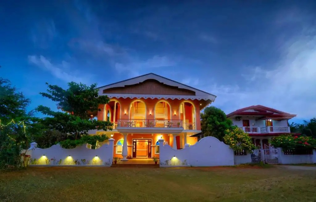 FOXOSO VEGA BOUTIQUE